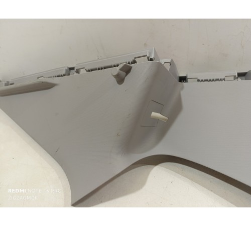 Обшивка обшивка багажника верхняя правая