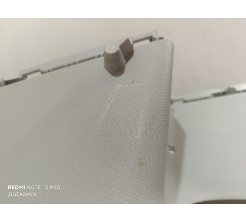 Обшивка обшивка багажника верхняя правая