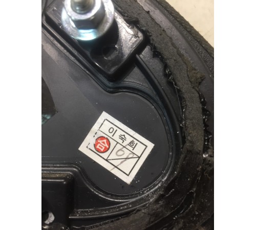 Глухое стекло (заднее, правое)