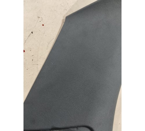 Обшивка задней стойки (левая)