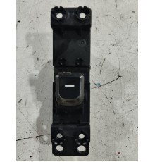 Кнопка стеклоподъемника (задняя правая)