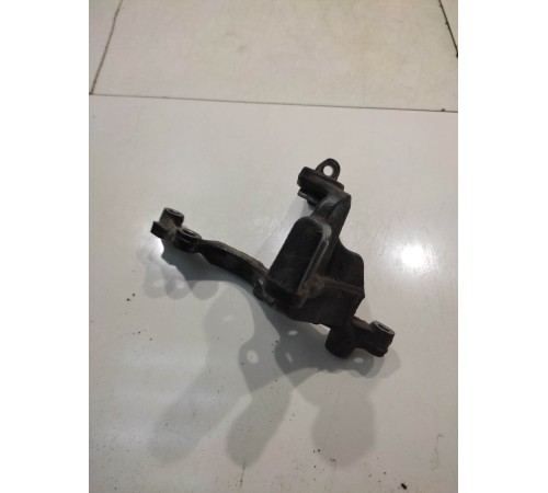 Кронштейн гидроусилителя