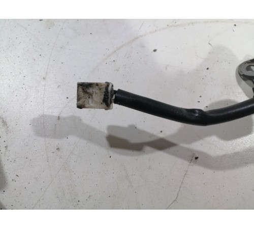 Трос стояночного тормоза