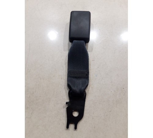 Ответная часть ремня безопасности задняя