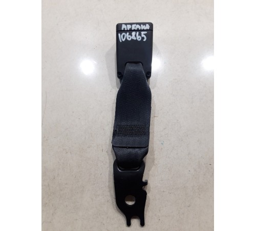 Ответная часть ремня безопасности задняя