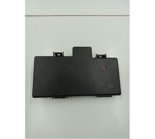 Крышка распределительной коробки АКБ аккумулятора