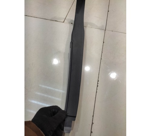 Обшивка стойки (передняя, левая)