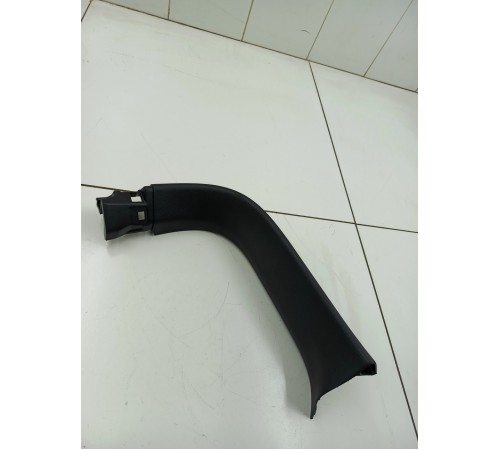 Обшивка двери багажника левая верхняя