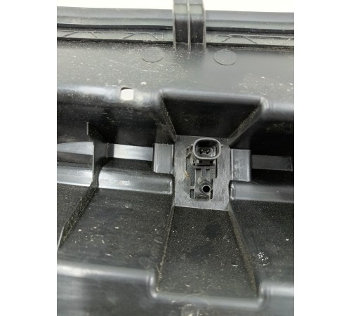 Жабо лобового стекла