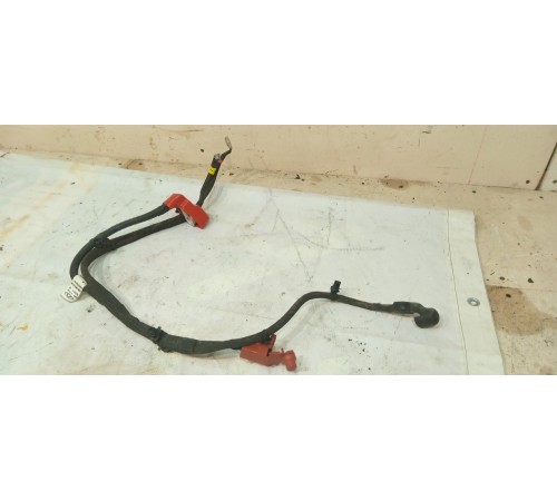 Клемма плюсовая