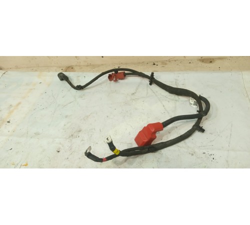 Клемма плюсовая