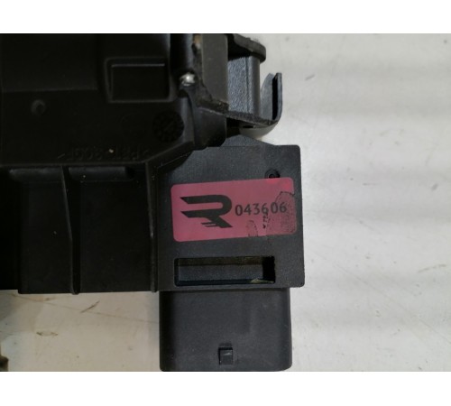 Доводчик двери правый