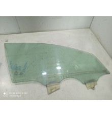 Стекло двери (переднее правое)