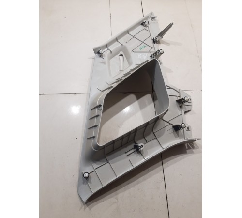 Обшивка стойки (задняя левая верхняя)