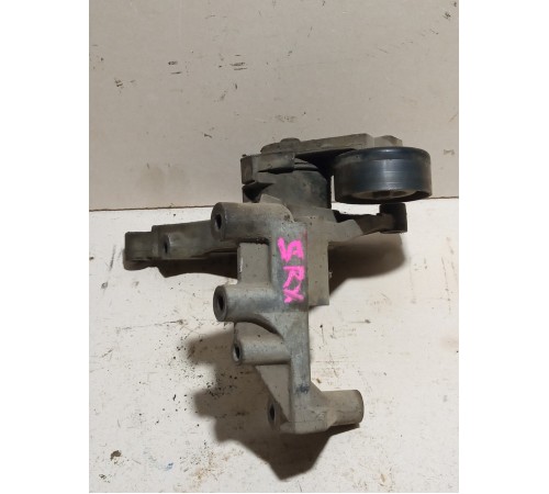 Кронштейн  Натяжитель ремня