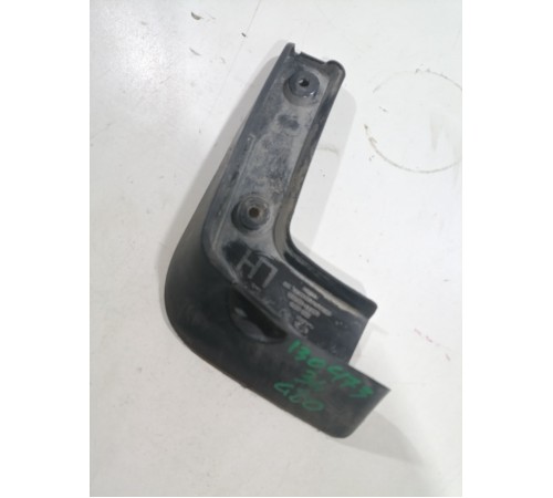 Брызговик задний левый