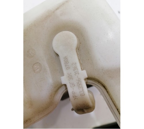 Главный тормозной цилиндр с бачком