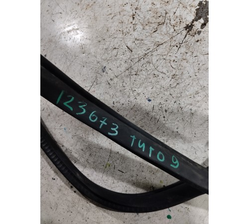 Уплотнитель двери