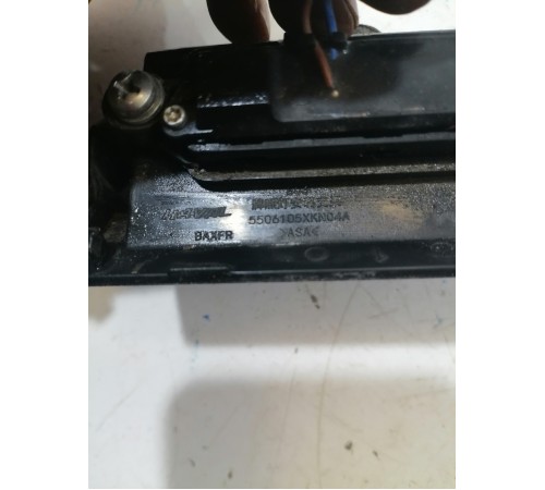 Кнопка открывания багажника