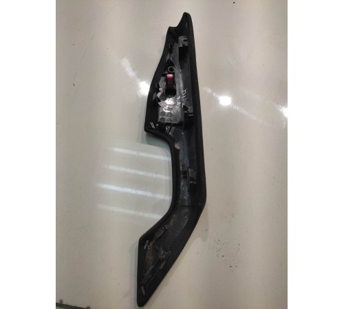 Подлокотник двери(задний левый)