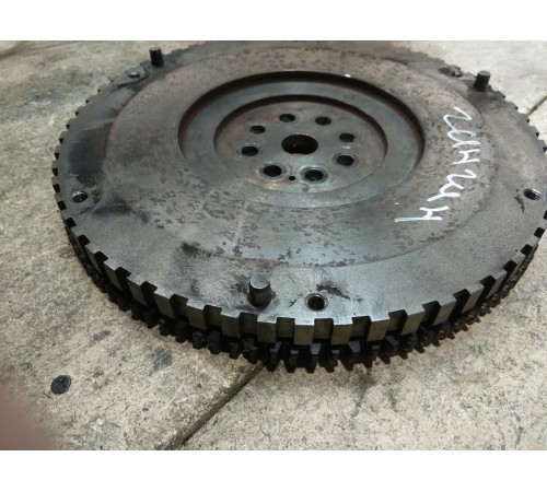 Маховик двигателя