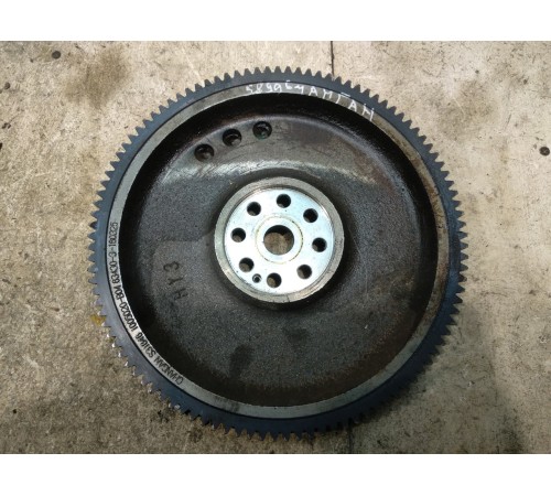 Маховик двигателя