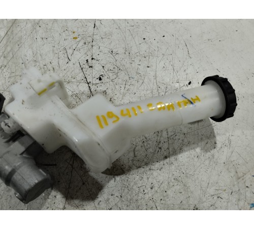 Главный тормозной цилиндр с бачком