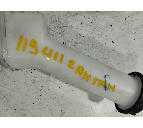 Главный тормозной цилиндр с бачком