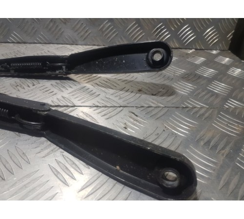 Дворник лобового стекла