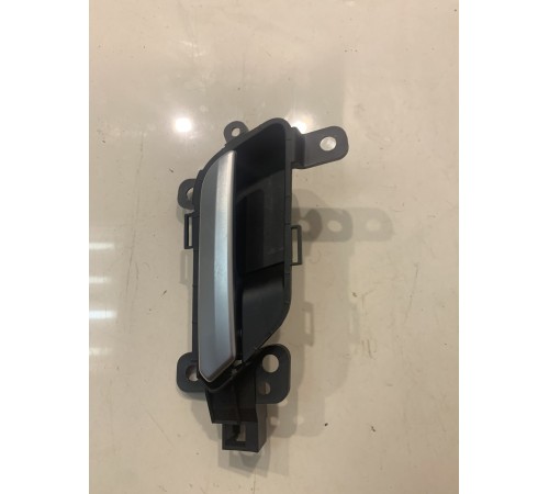 Ручка двери (задняя, правая, внутренняя)