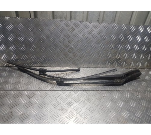 Дворник лобового стекла