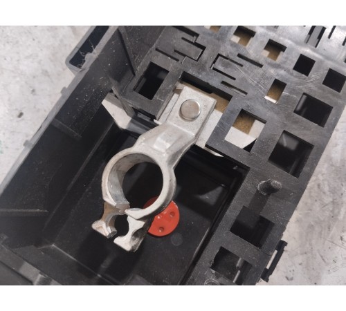 Клемма аккумулятора АКБ плюсовая