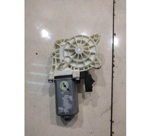 Моторчик стеклоподъемника (задний, левый)