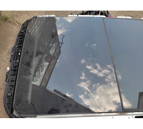 Панорамный люк в сборе