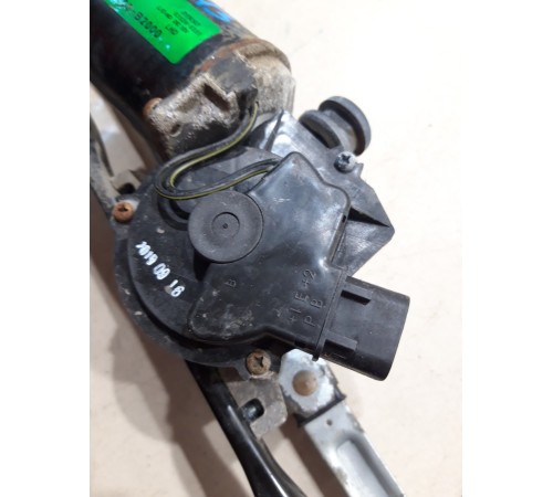 Трапеция стеклоочистителей в сборе с моторчиком