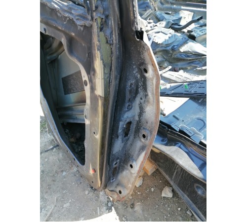 Дверь задняя левая