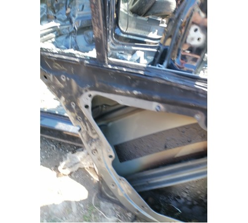 Дверь задняя левая