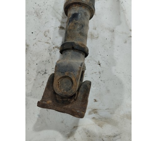 Карданный вал передний