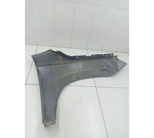 Крыло переднее левое