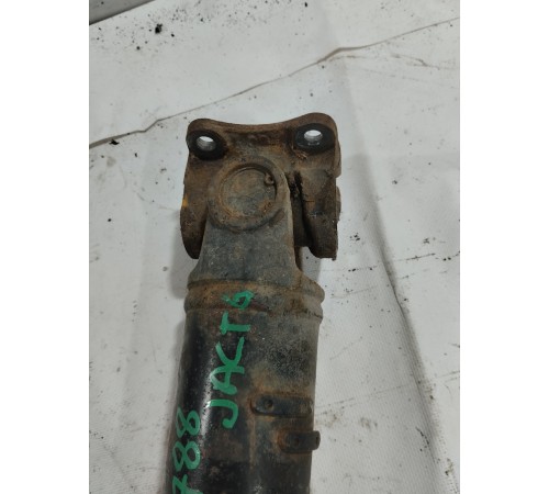 Карданный вал передний