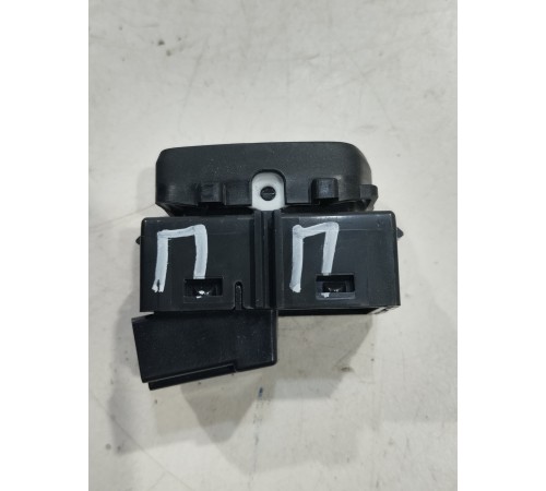 Кнопка центрального замка