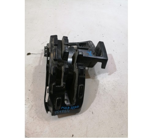 Кронштейн заднего бампера левый