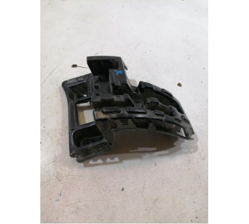 Кронштейн заднего бампера левый