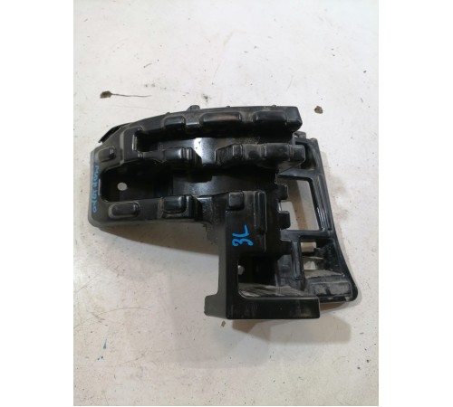 Кронштейн заднего бампера левый