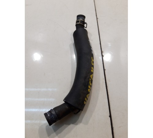 Патрубок системы охлаждения