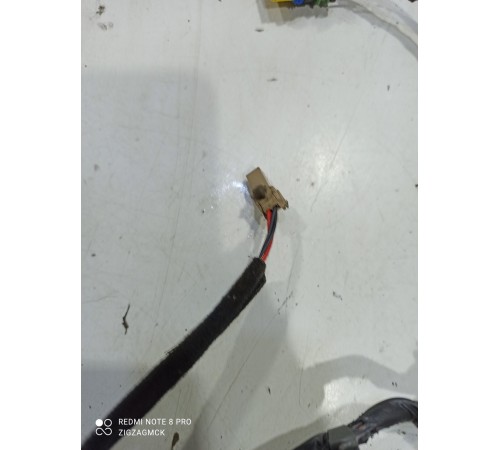 Электропроводка двери (передняя правая)