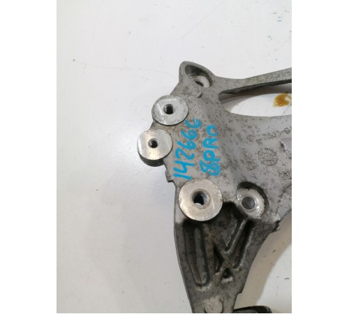 Кронштейн компрессора кондиционера