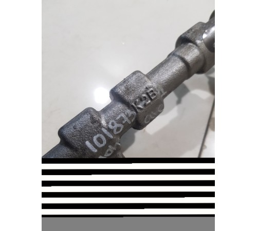 Топливная рампа левая