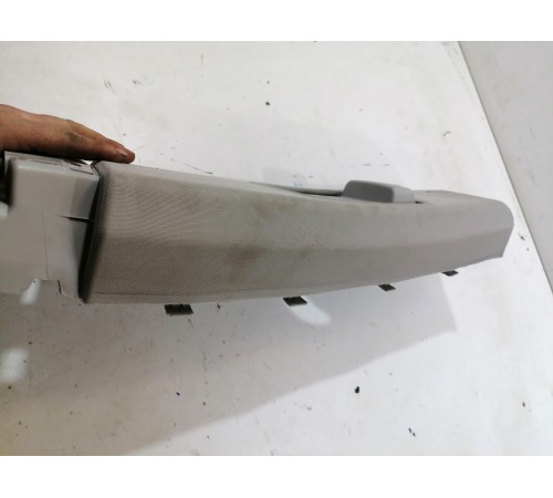 Обшивка центральной стойки левая верхняя