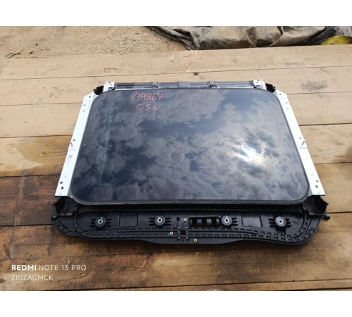 Люк в сборе